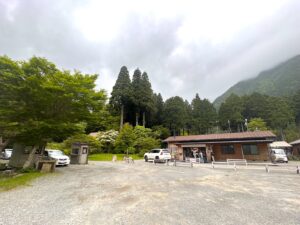 管理棟・受付1