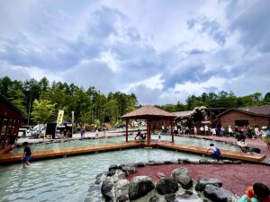 じゃぶじゃぶ池