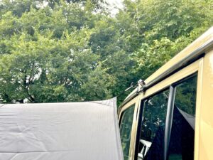 ランドクルーザー70&タープ2