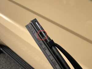 ランドクルーザー70再再販ワイパーゴム交換10