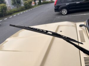ランドクルーザー70再再販ワイパーゴム交換2
