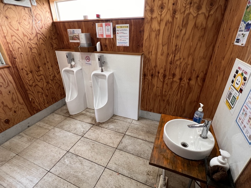 トイレの中（男性用）
